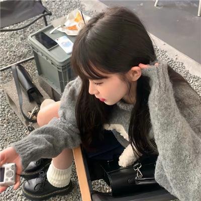 我想变成鸟,所以跳起来